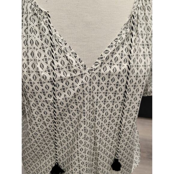 A New Day White Black Geometric Print Boho Peasant Top Tassels Cotton Small - Picture 2 of 12